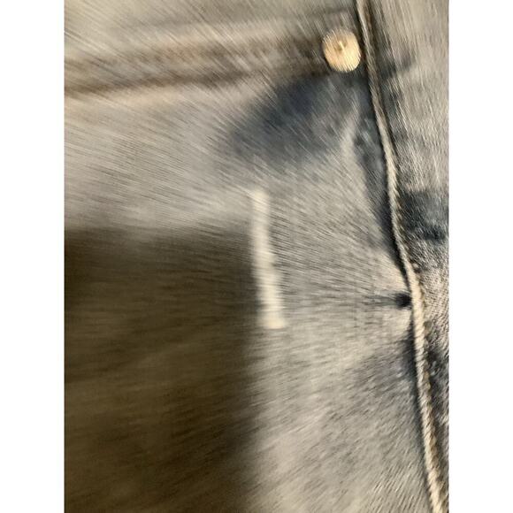 Seven 7 Distressed SunSet Bermuda Cutoff Shorts size 4 vacation beach casual - Picture 5 of 8